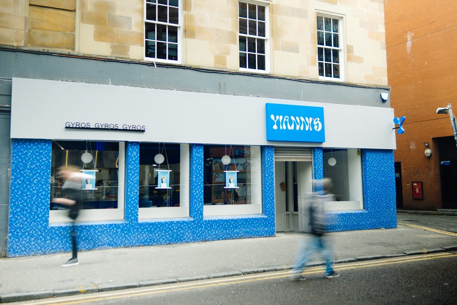Yianni's: the place