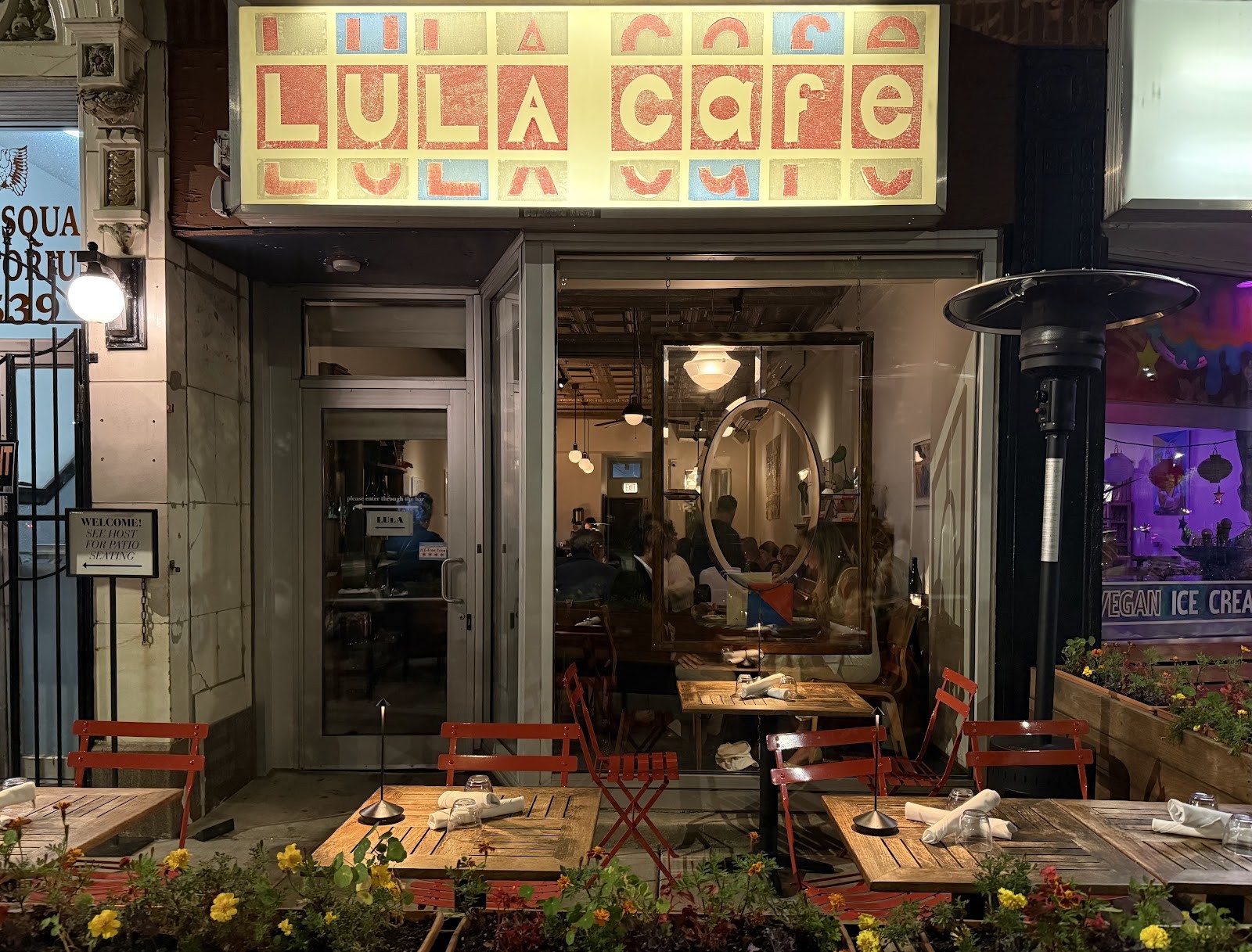 Lula Cafe: the place