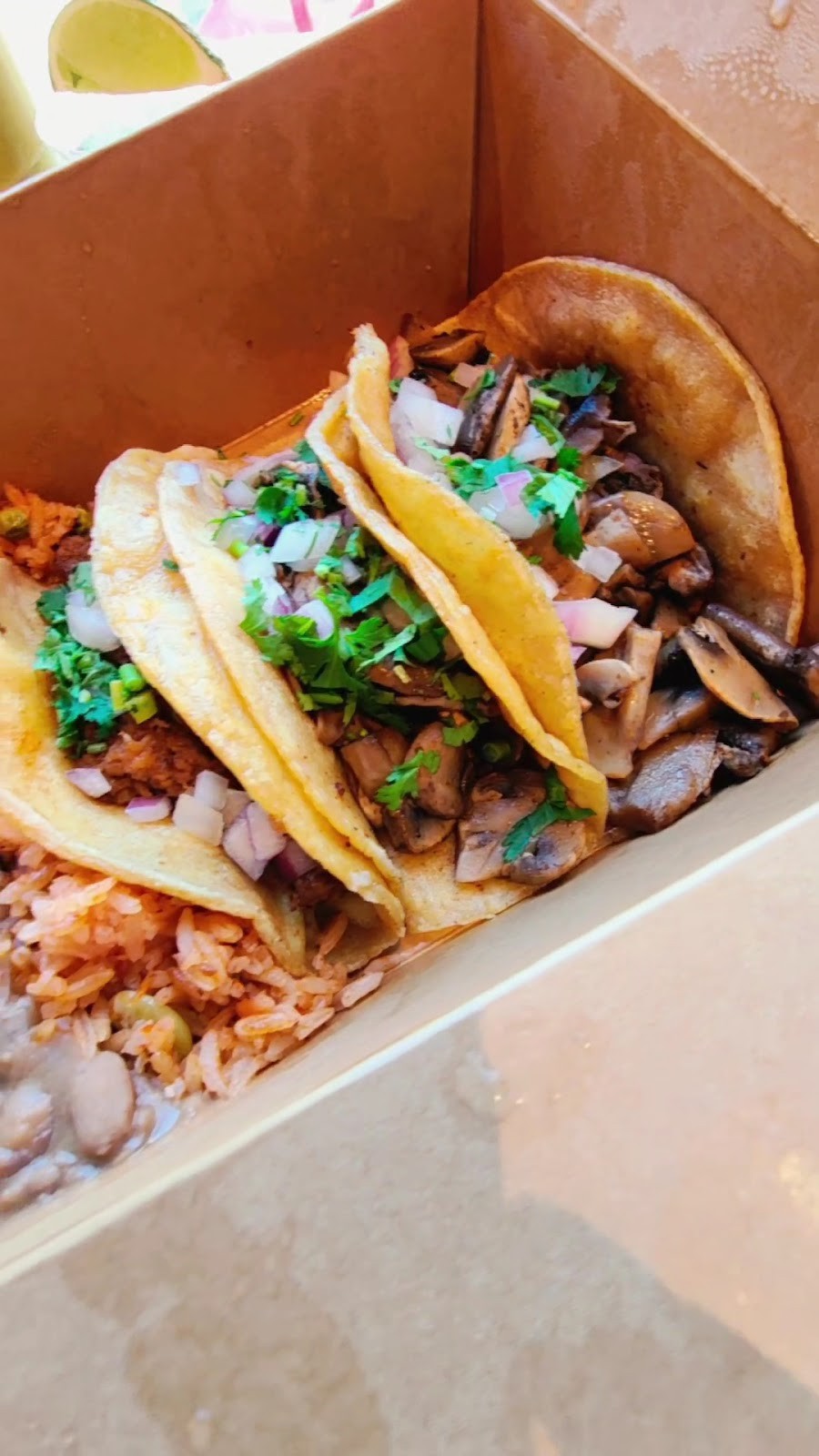 Penelope’s Vegan Taqueria: food & drinks