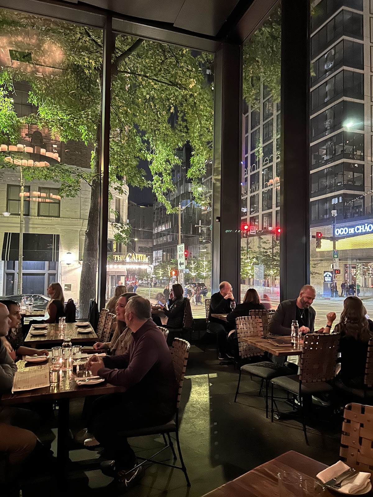 Purple Café and Wine Bar: the place