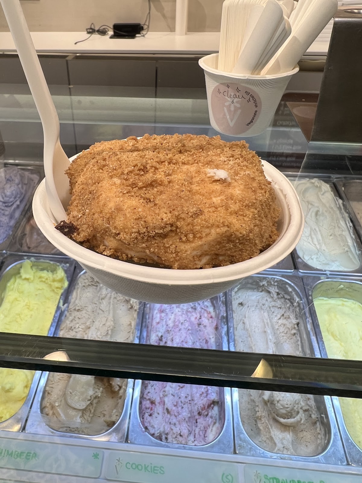 Veganista Ice Cream: food & drinks