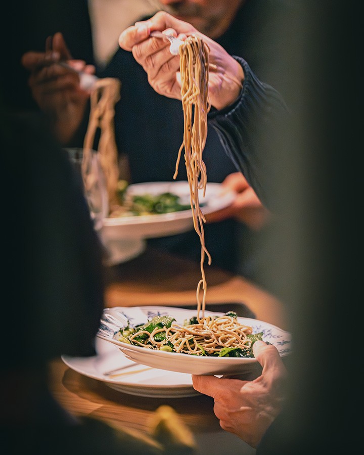 Bluesquare - Contemporary Inn: food & drinks