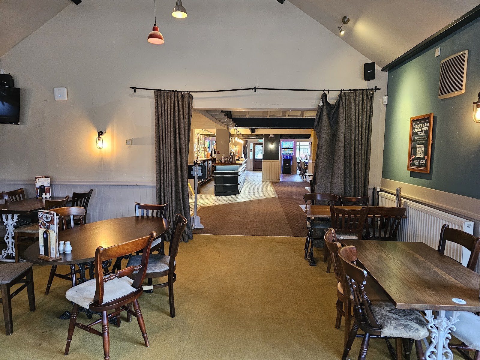Plough & Harrow Sutton: the place