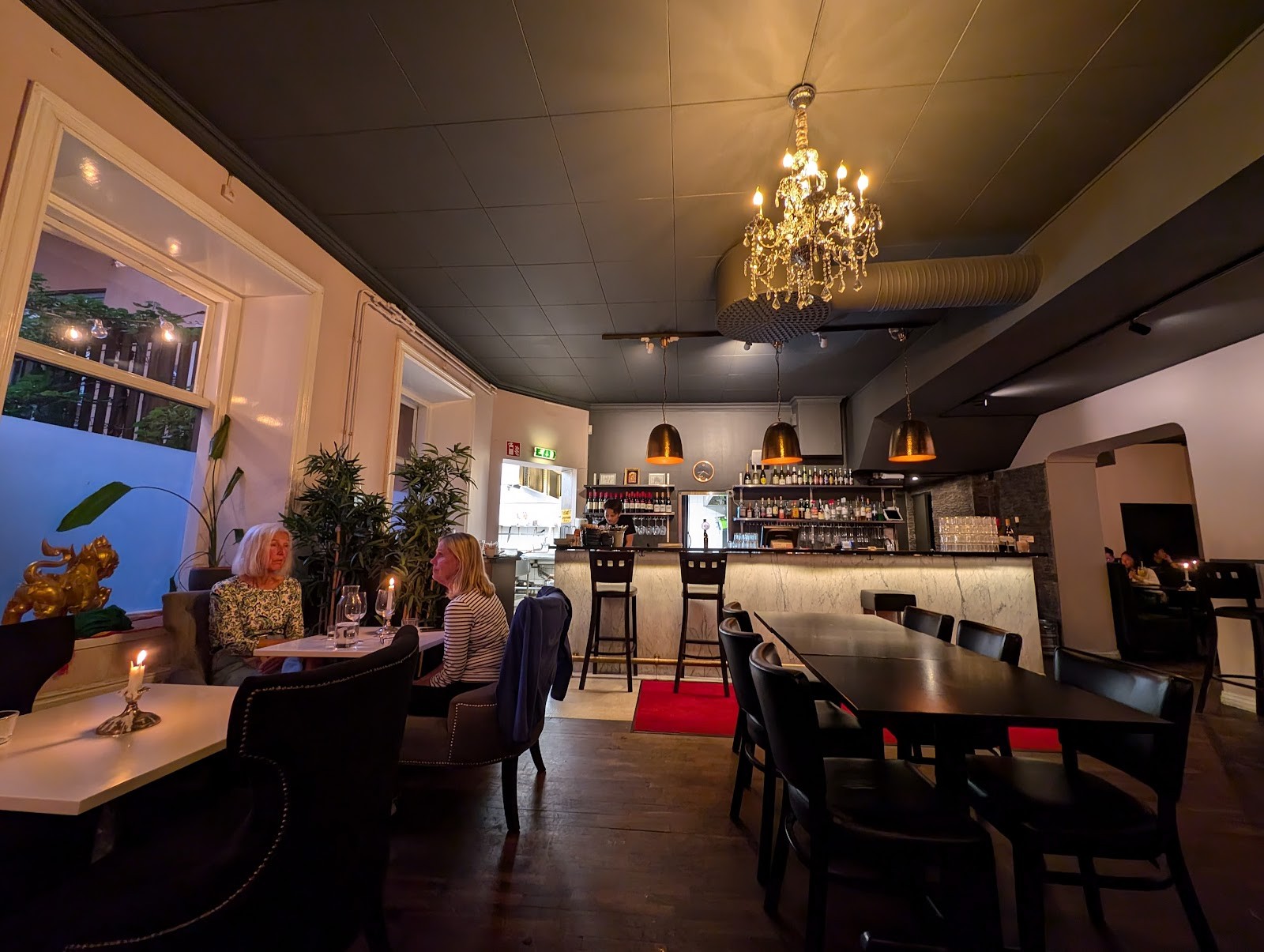 Tjabba Thai: the place