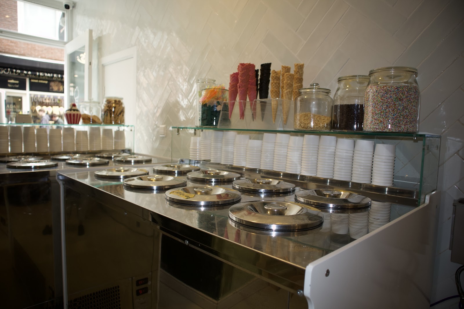 Scoops: the place