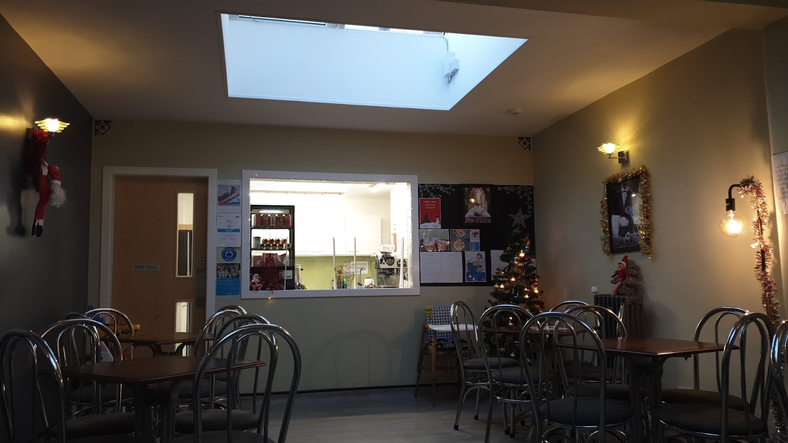 Cafe 48: the place
