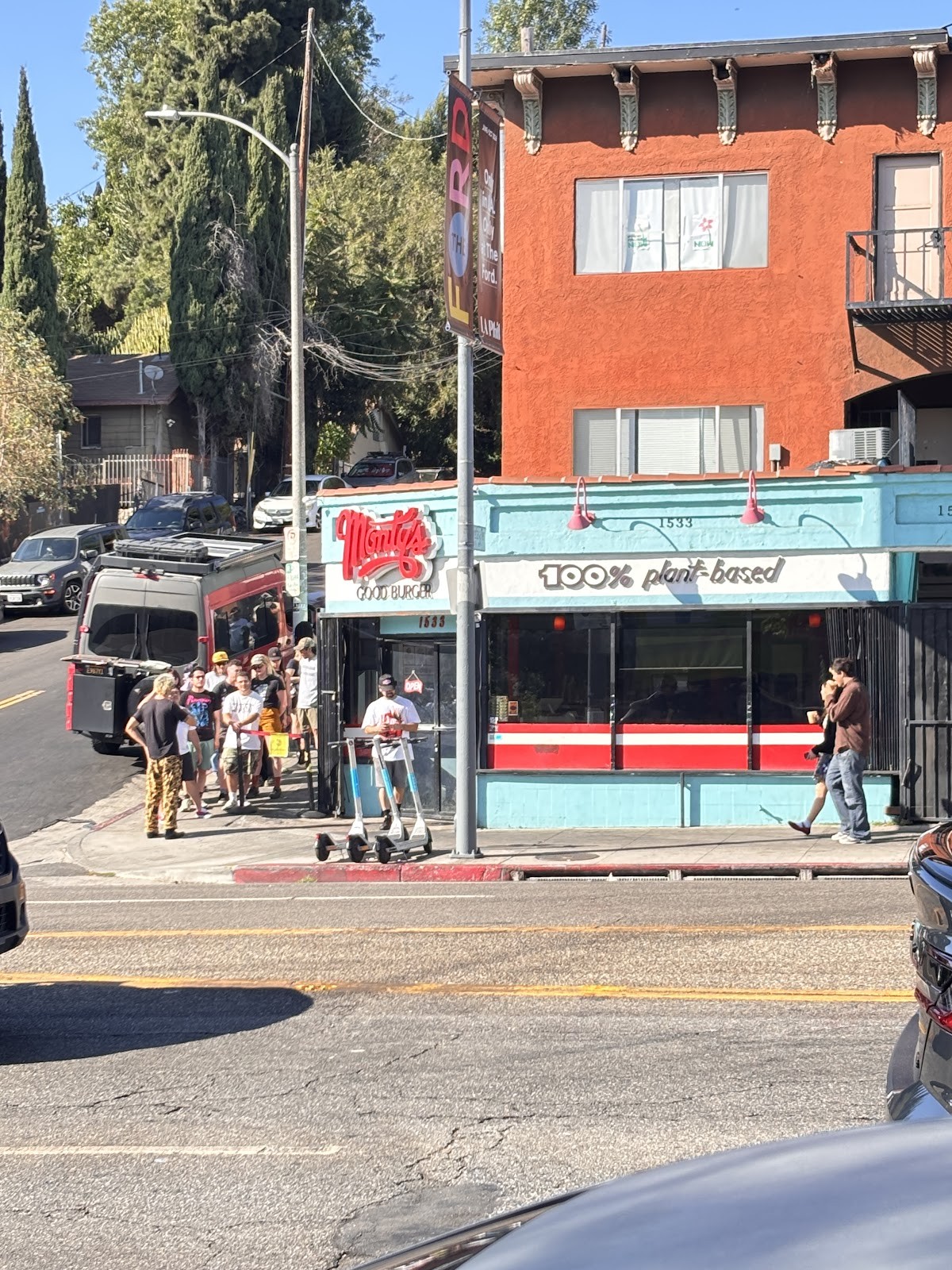 Monty's Good Burger Koreatown: the place