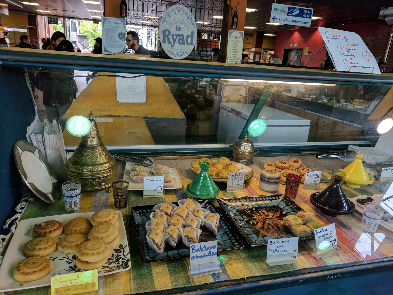 Pâtisserie le Ryad: the place