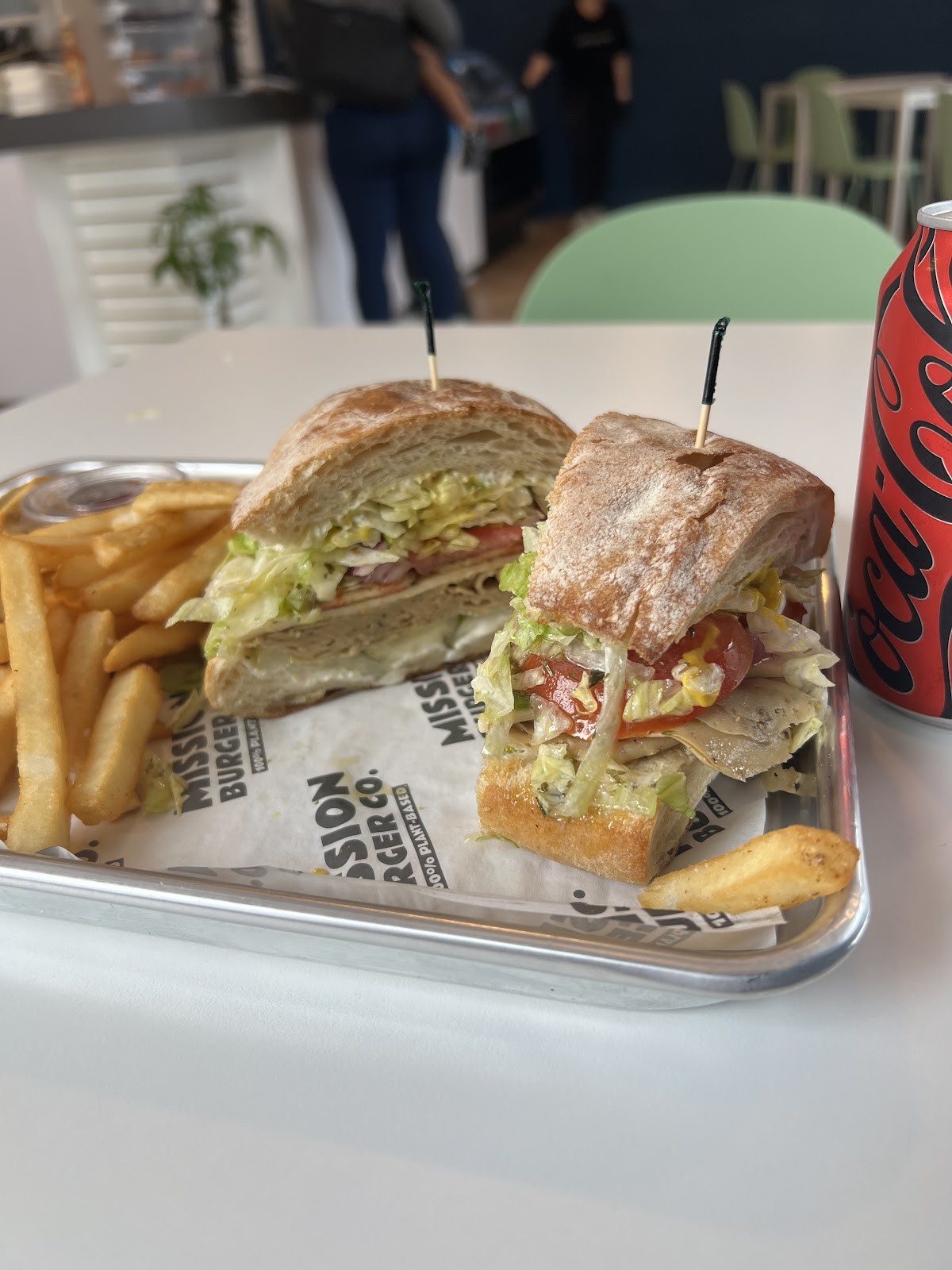 Mission Burger Co.: food & drinks