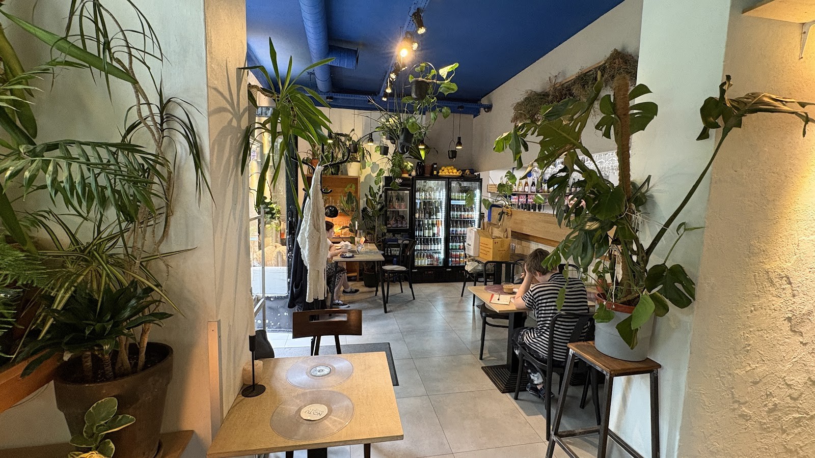NO TU OliDeli: the place