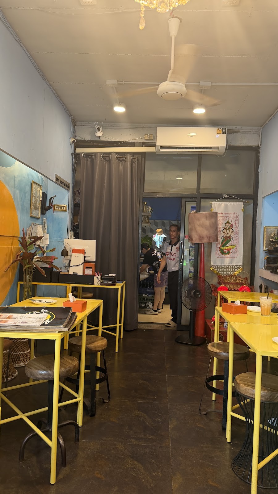 Shamballa Somtam: the place