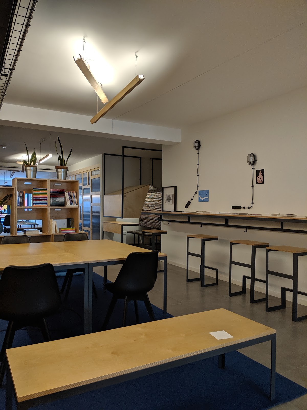 Temporada Cowork Cafe: the place