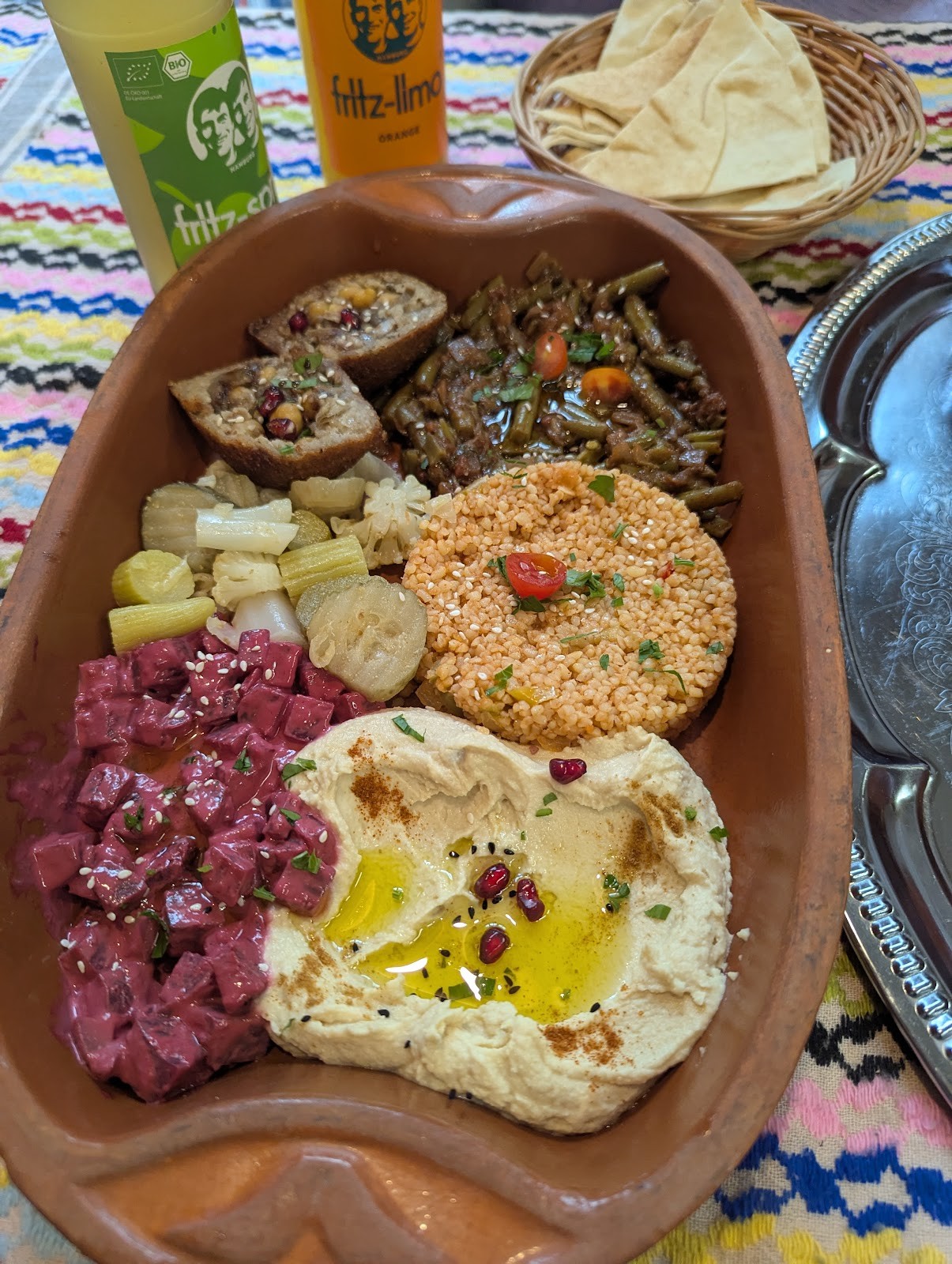 Olivegan: food & drinks