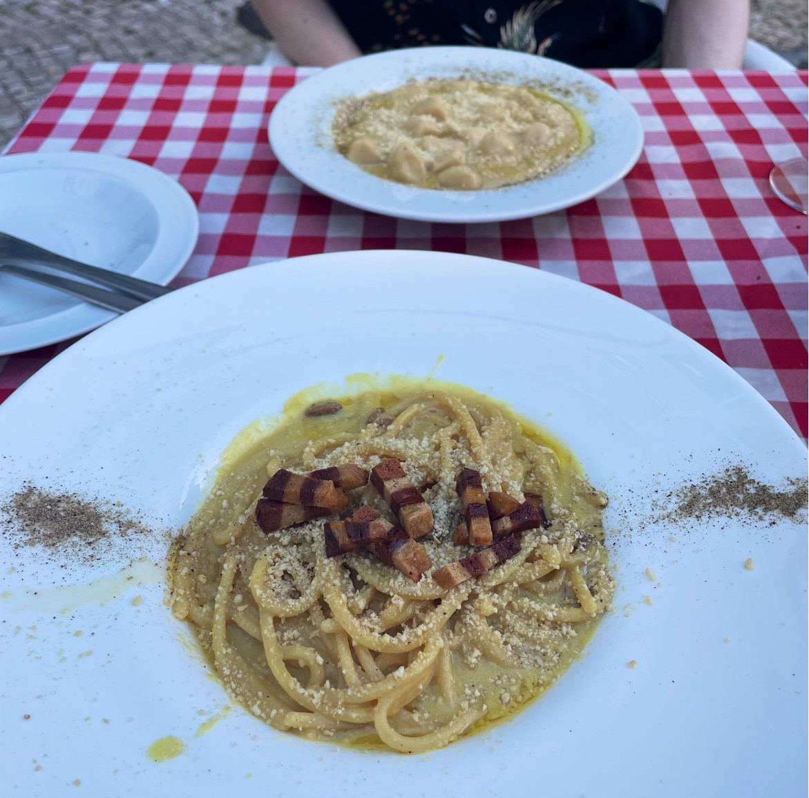 Al Sanpietrino Trattoria: food & drinks