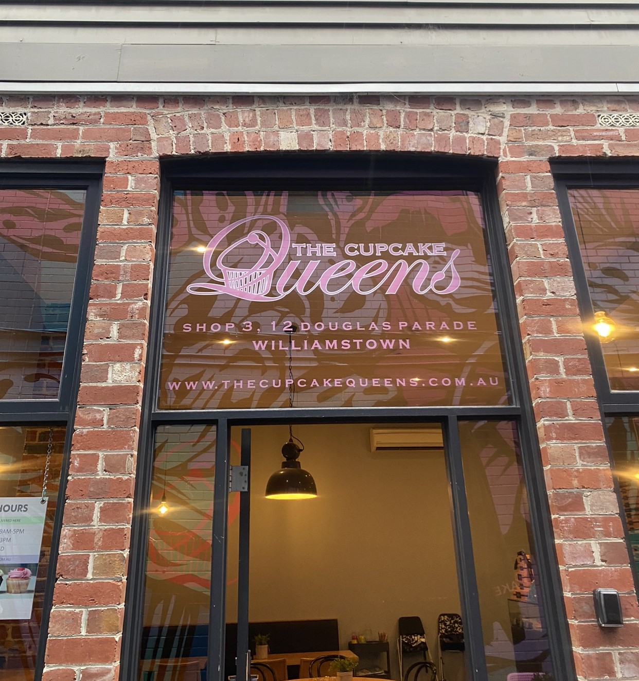 The Cupcake Queens: the place