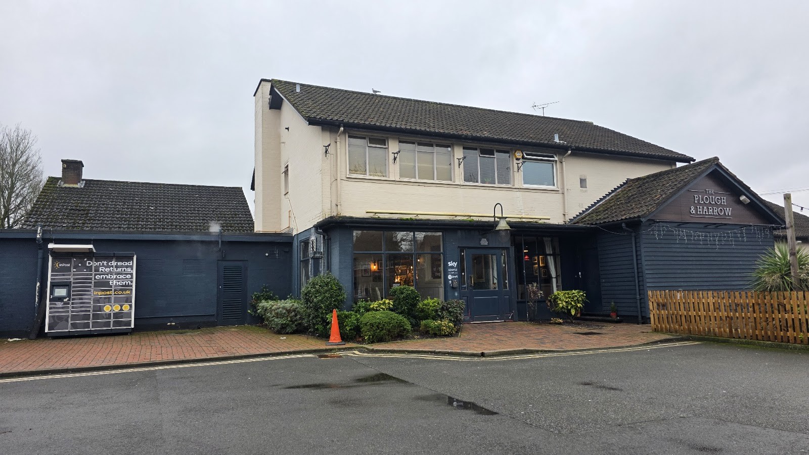 Plough & Harrow Sutton: the place