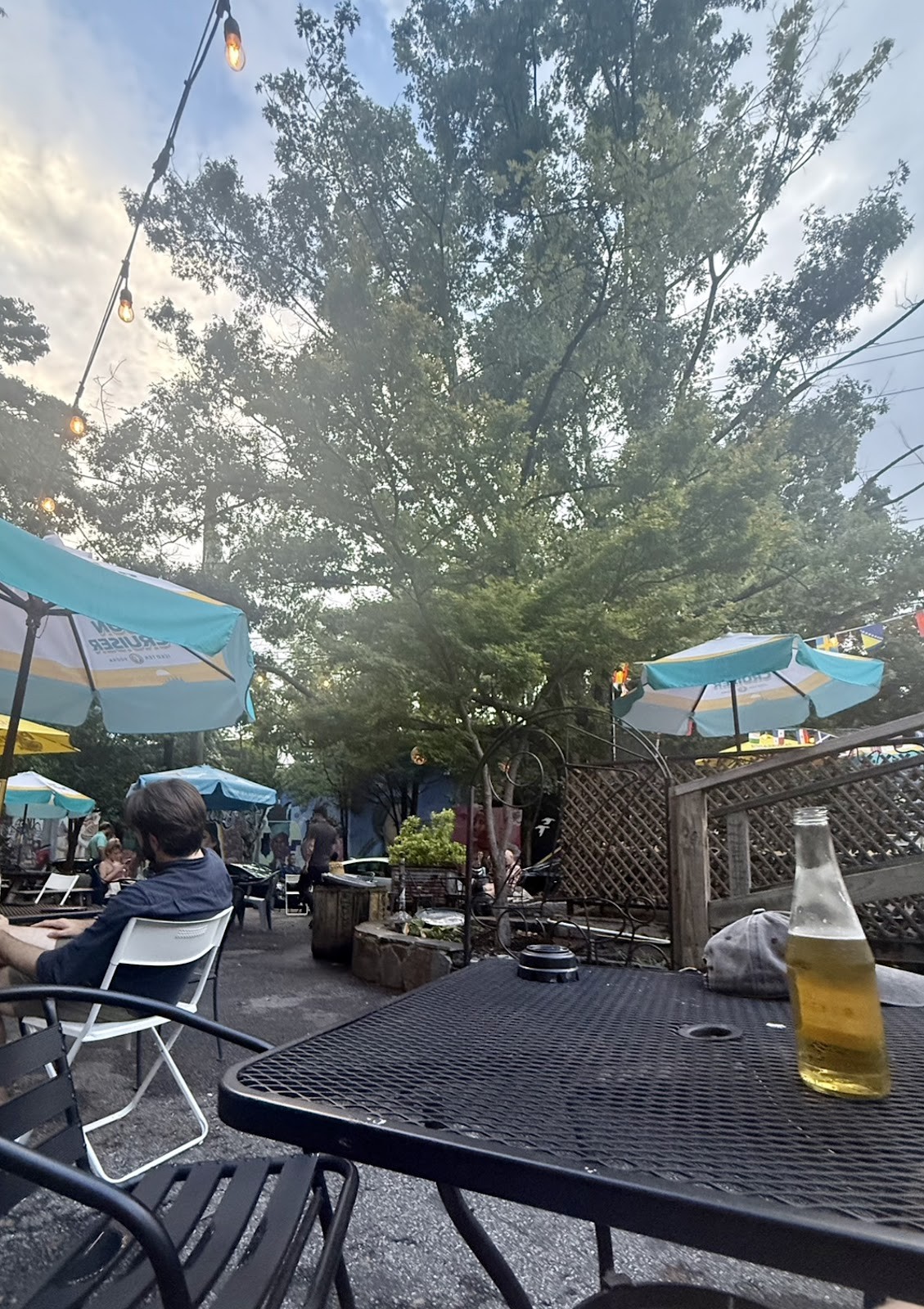 97 Estoria: the place