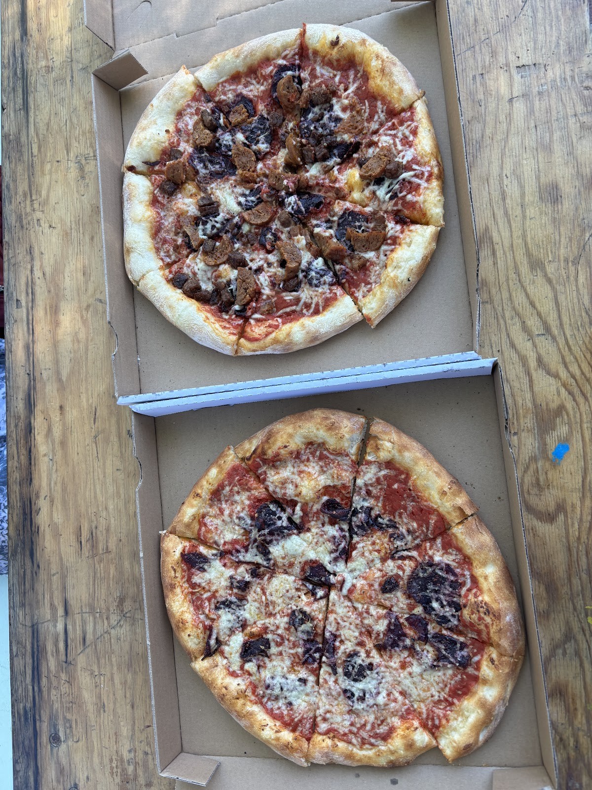 Li'l Nonna's: food & drinks