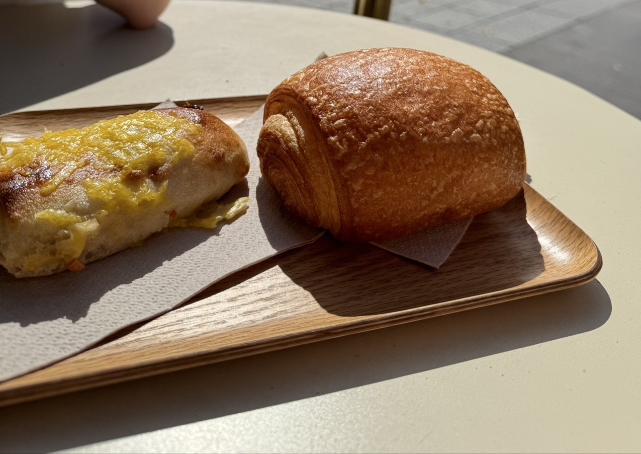 Land&Monkeys Les Halles: food & drinks