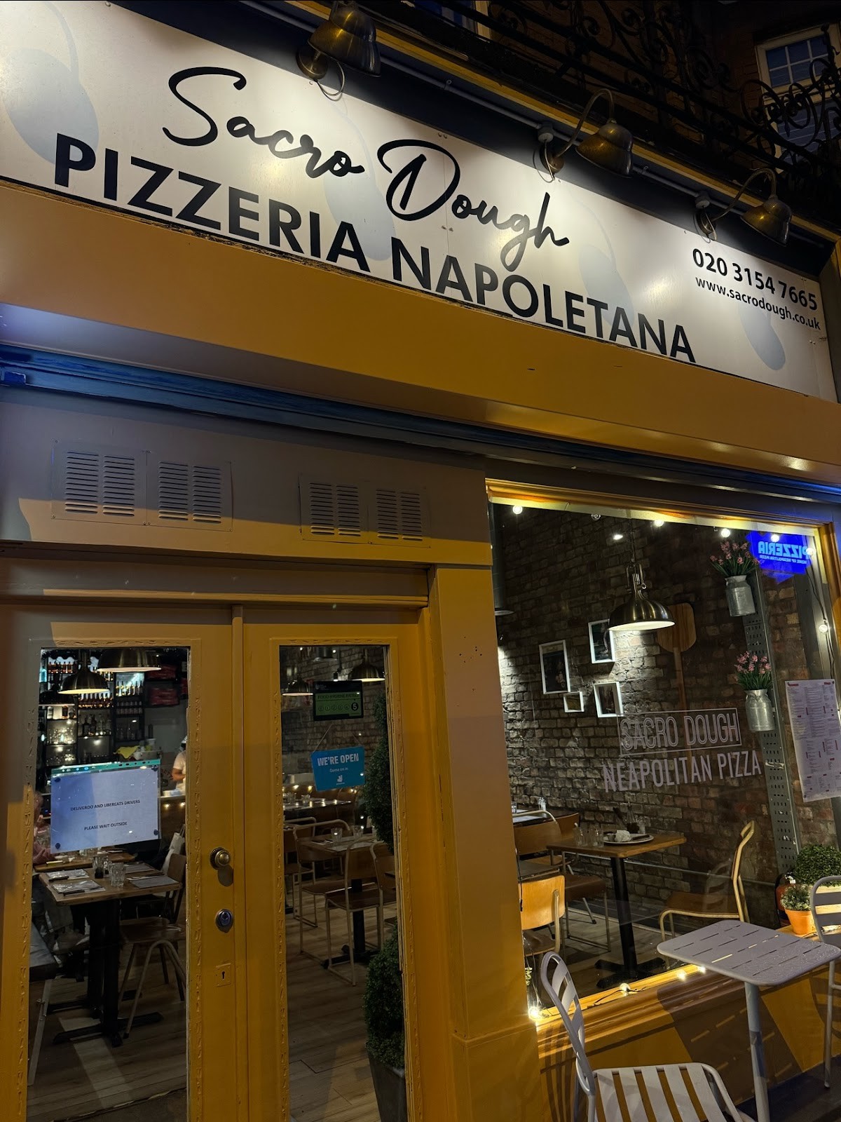 Sacro Dough Pizzeria Napoletana: the place