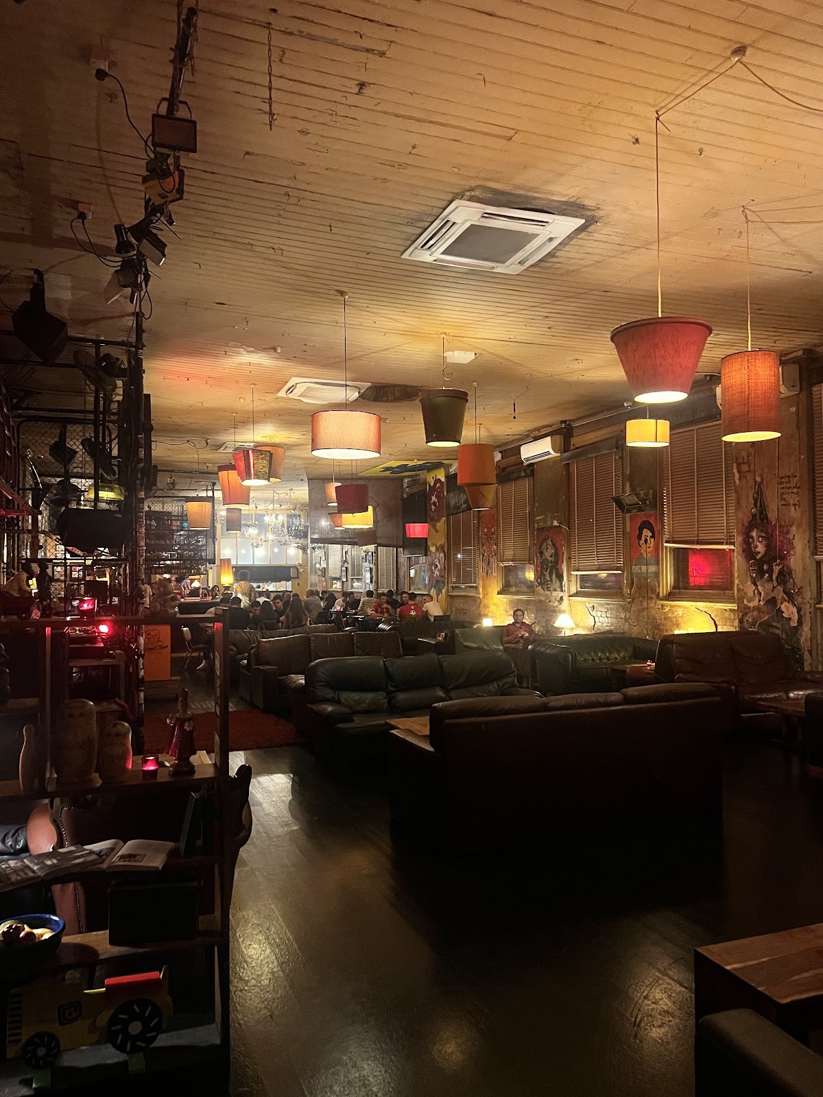 Colonel Tan's Thai Kitchen: the place