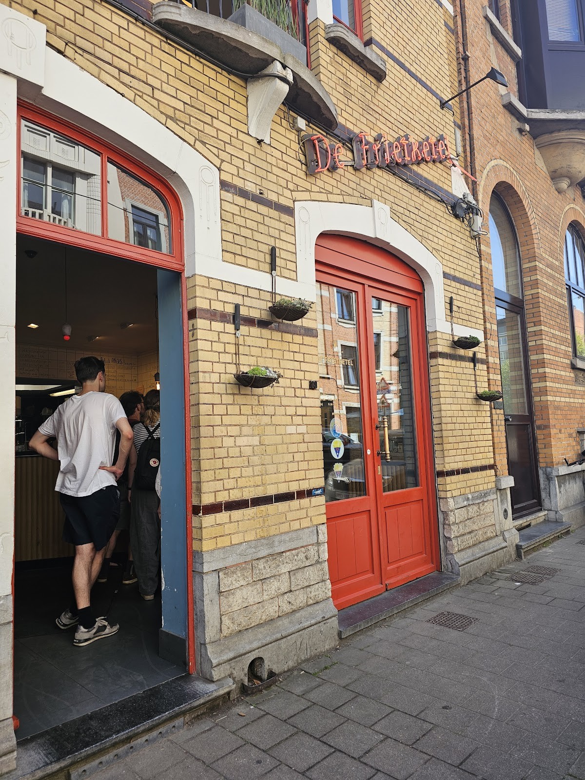 De Frietketel: the place