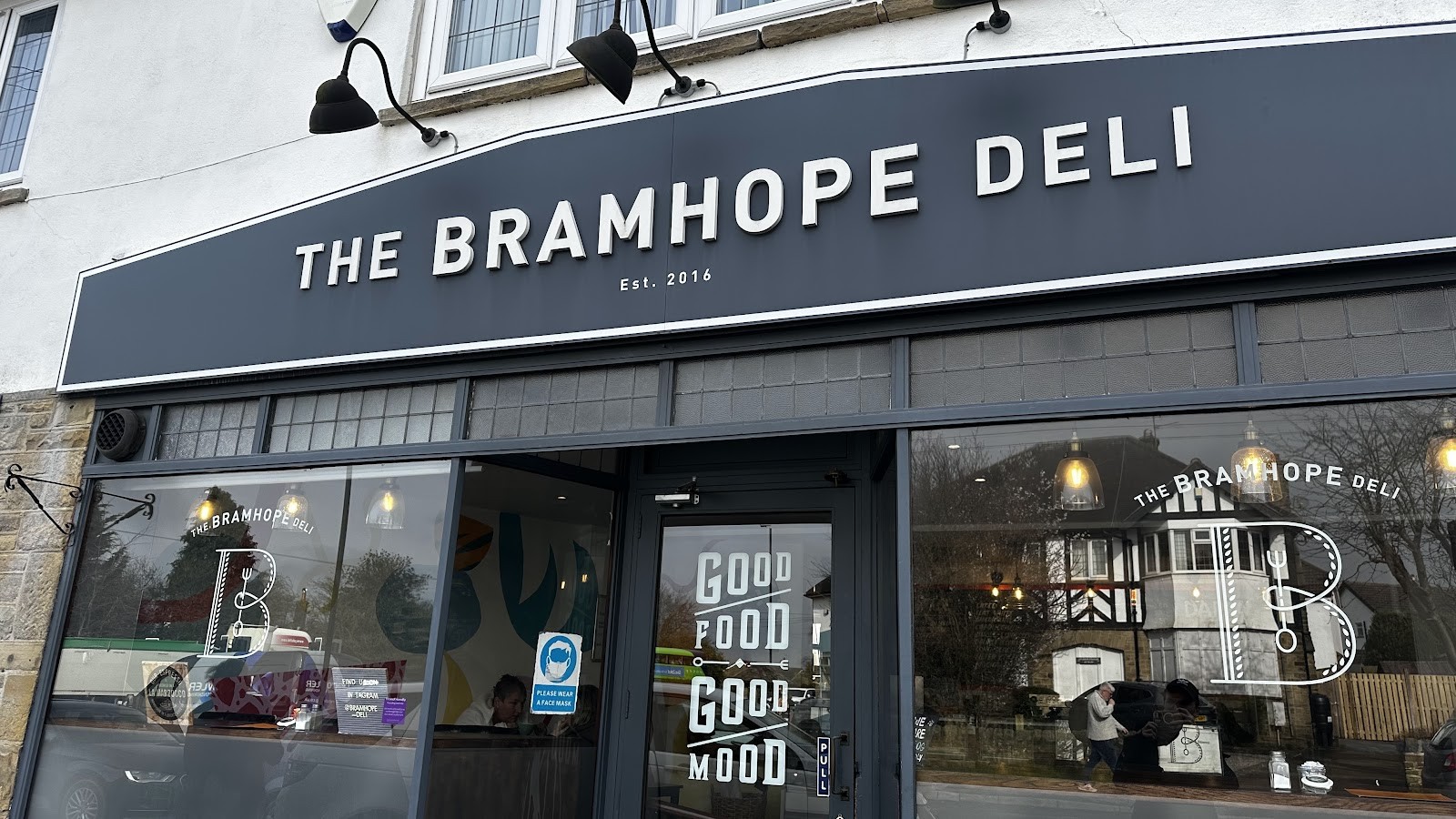 The Bramhope Deli: the place