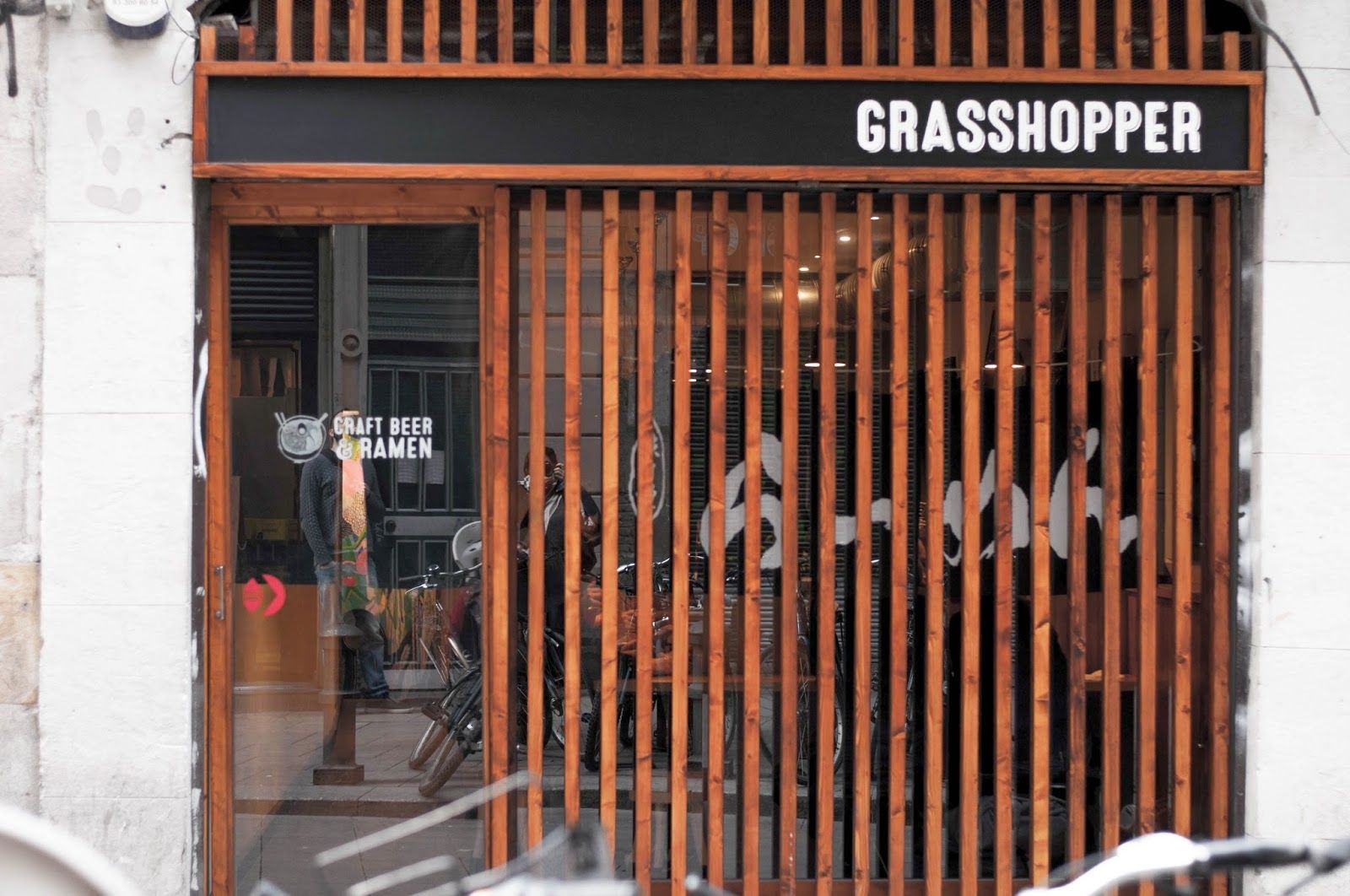 Grasshopper Ramen Bar: the place