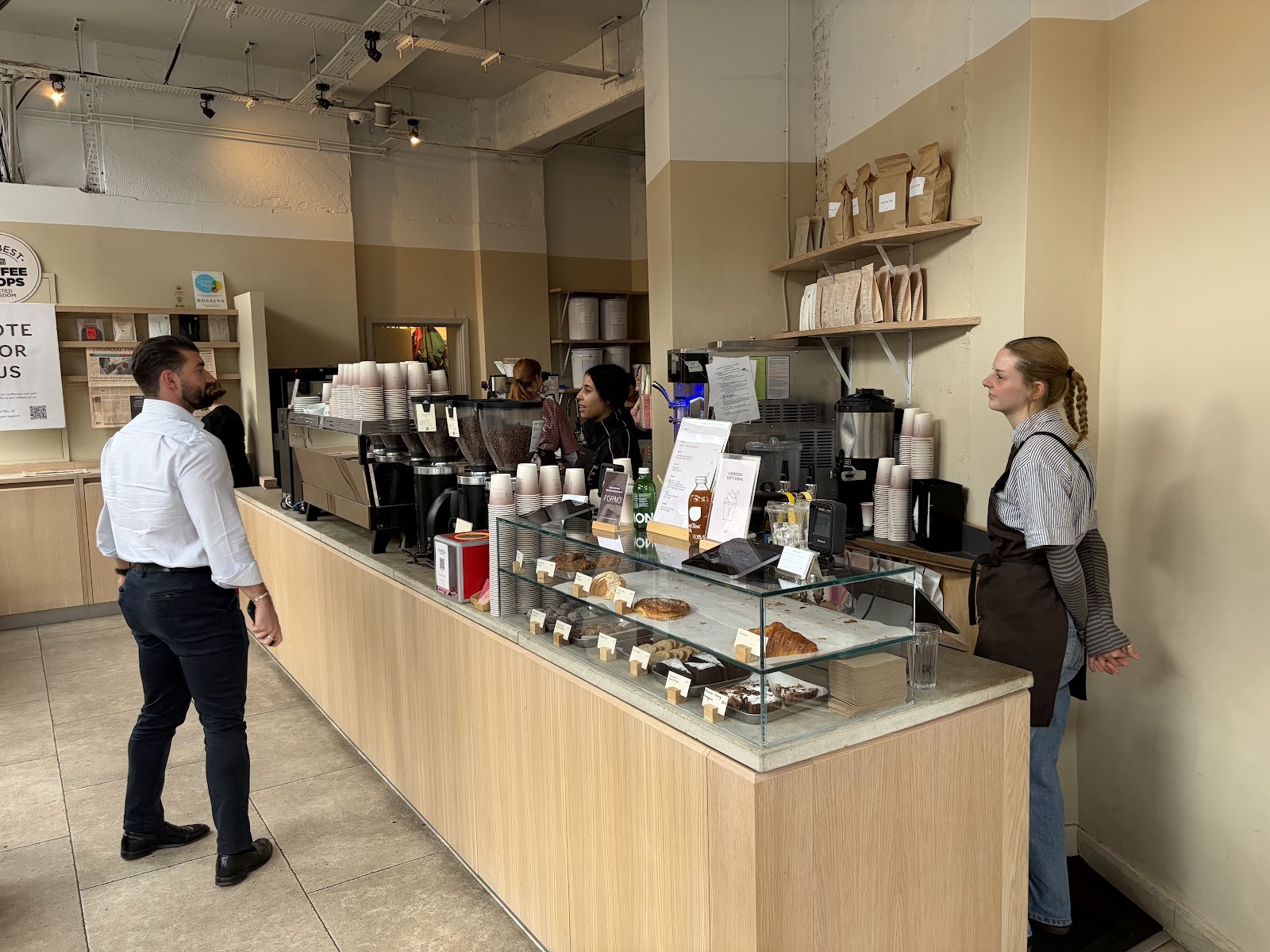 Rosslyn Coffee Queen Victoria Street: the place