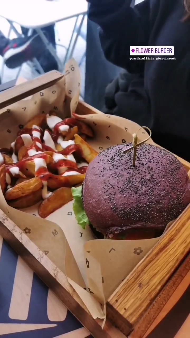 Flower Burger: food & drinks