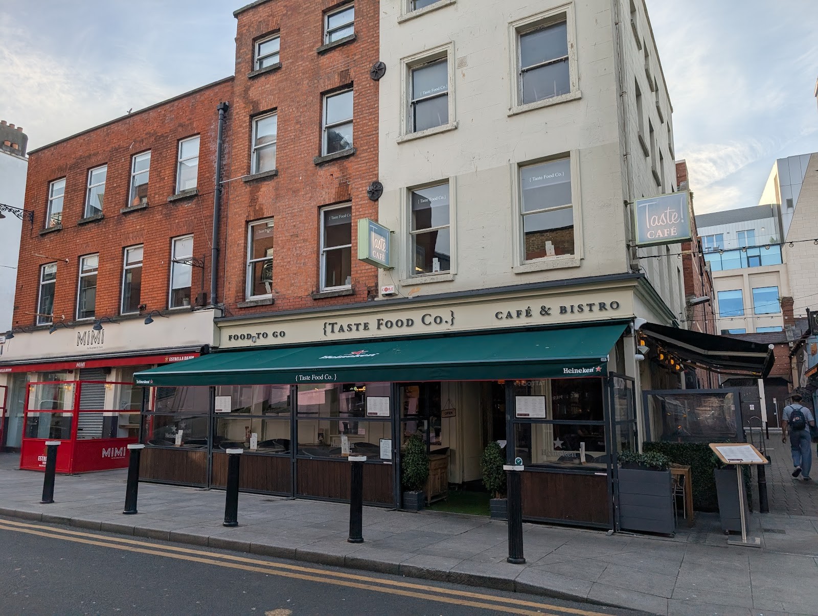 Taste Food Company: the place