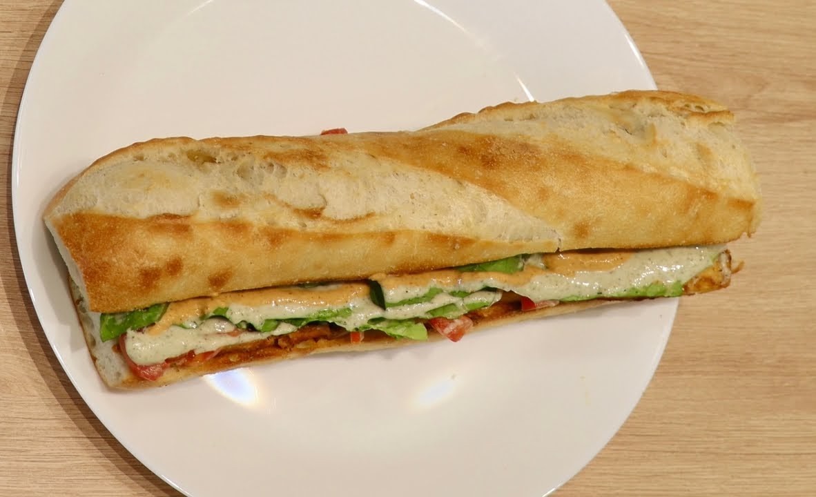 AVO ORGANIC KITCHEN: food & drinks