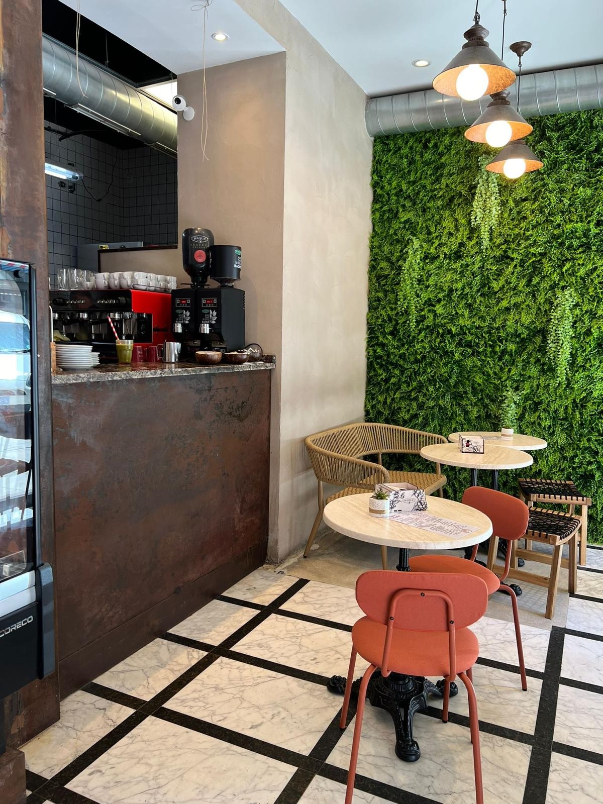 Saudade Café Brunch: the place