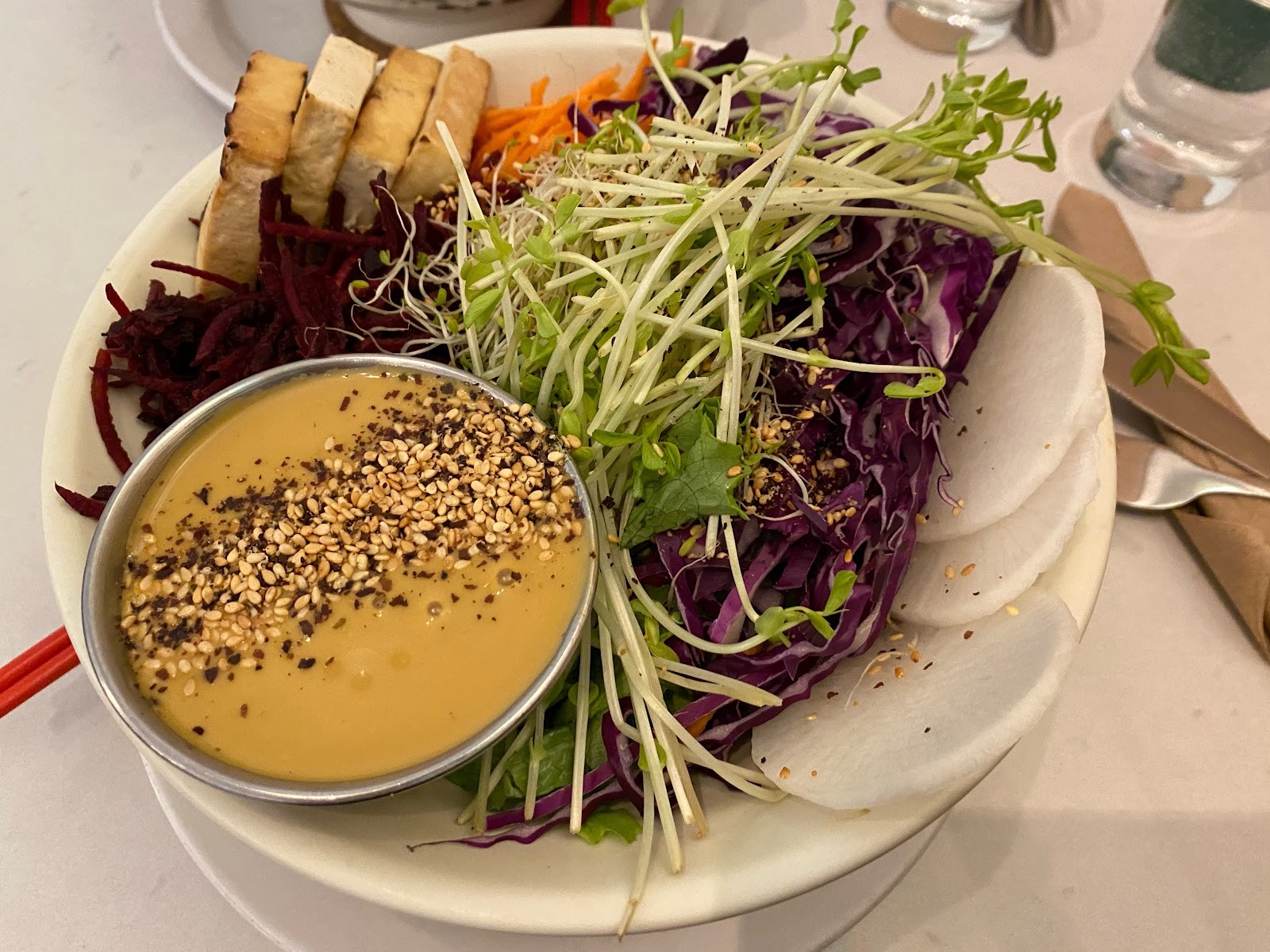 Aux Vivres Plateau: food & drinks