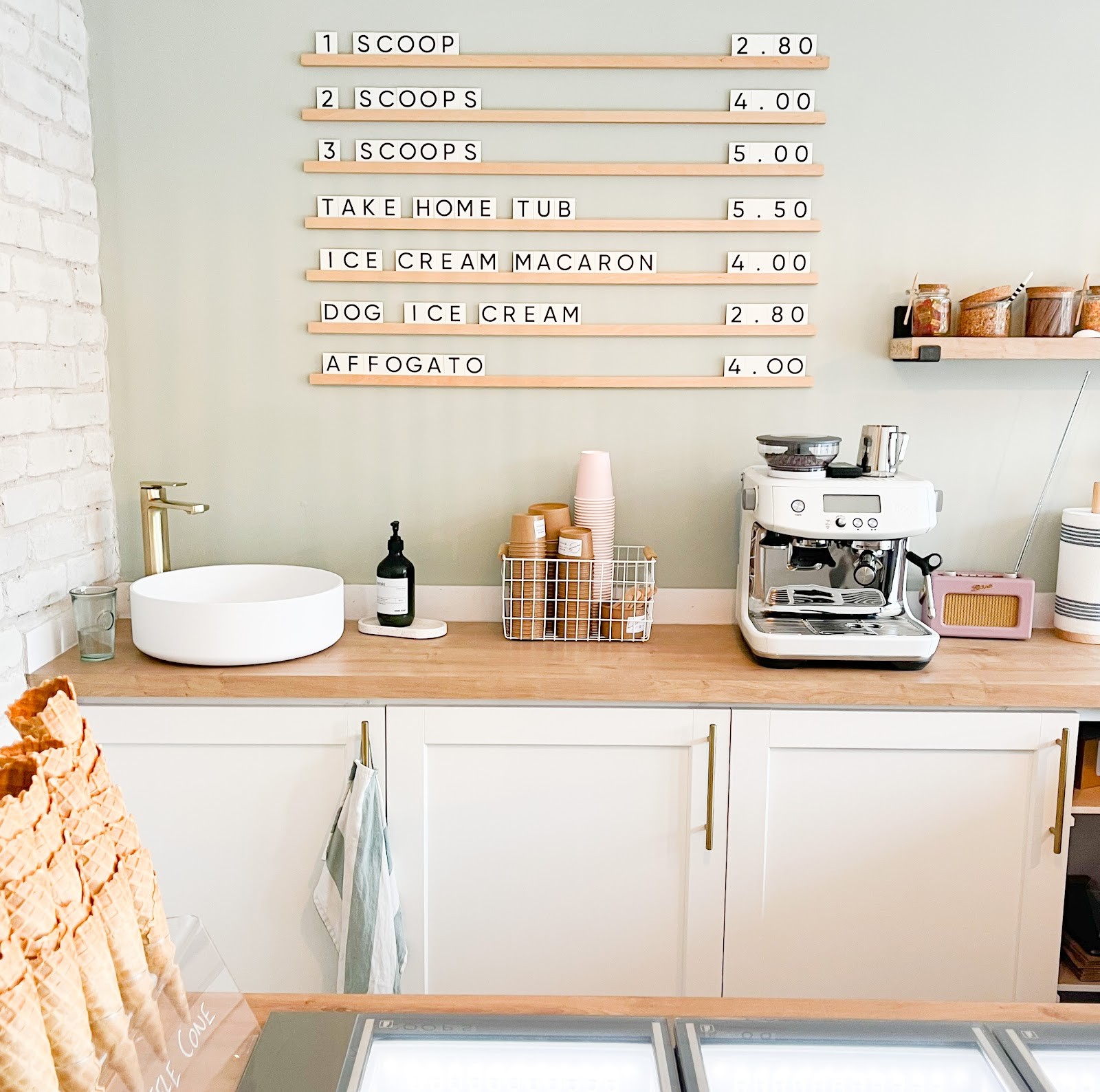 Nowita Ice Cream: the place