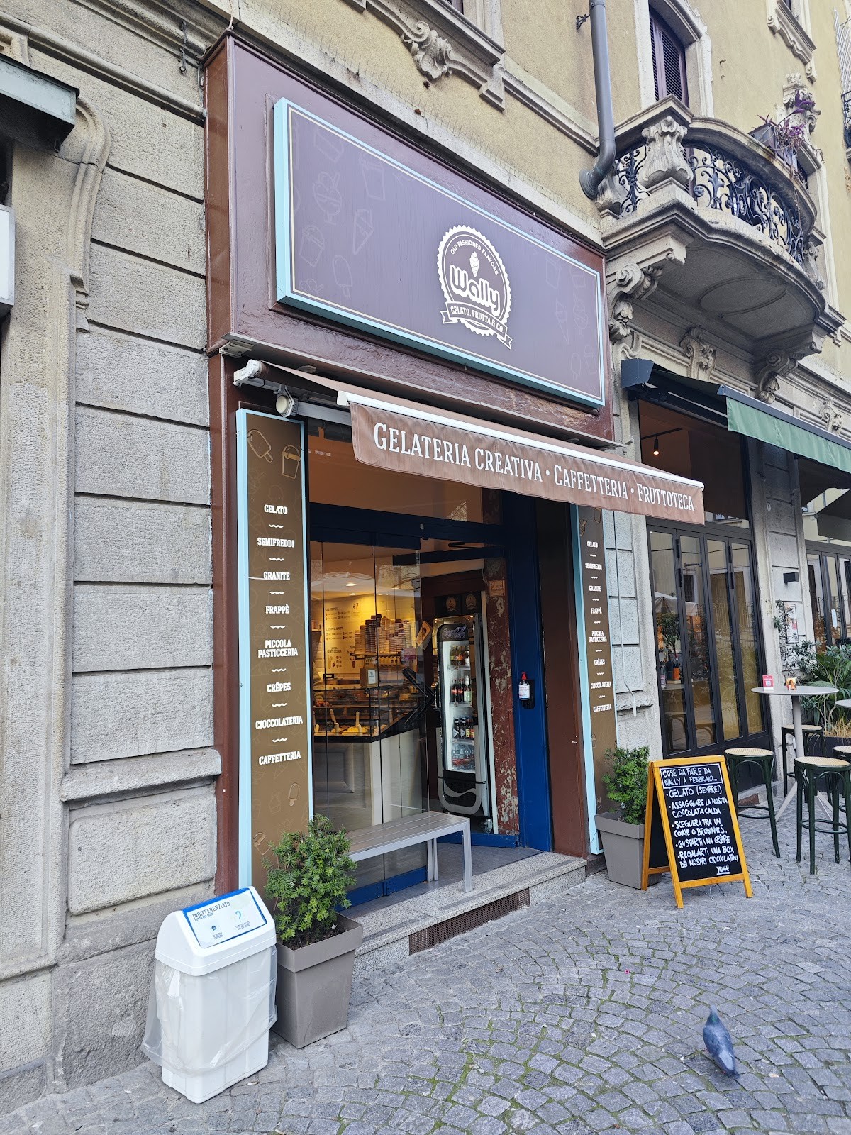 Wally Gelateria Creativa LAVATER: the place