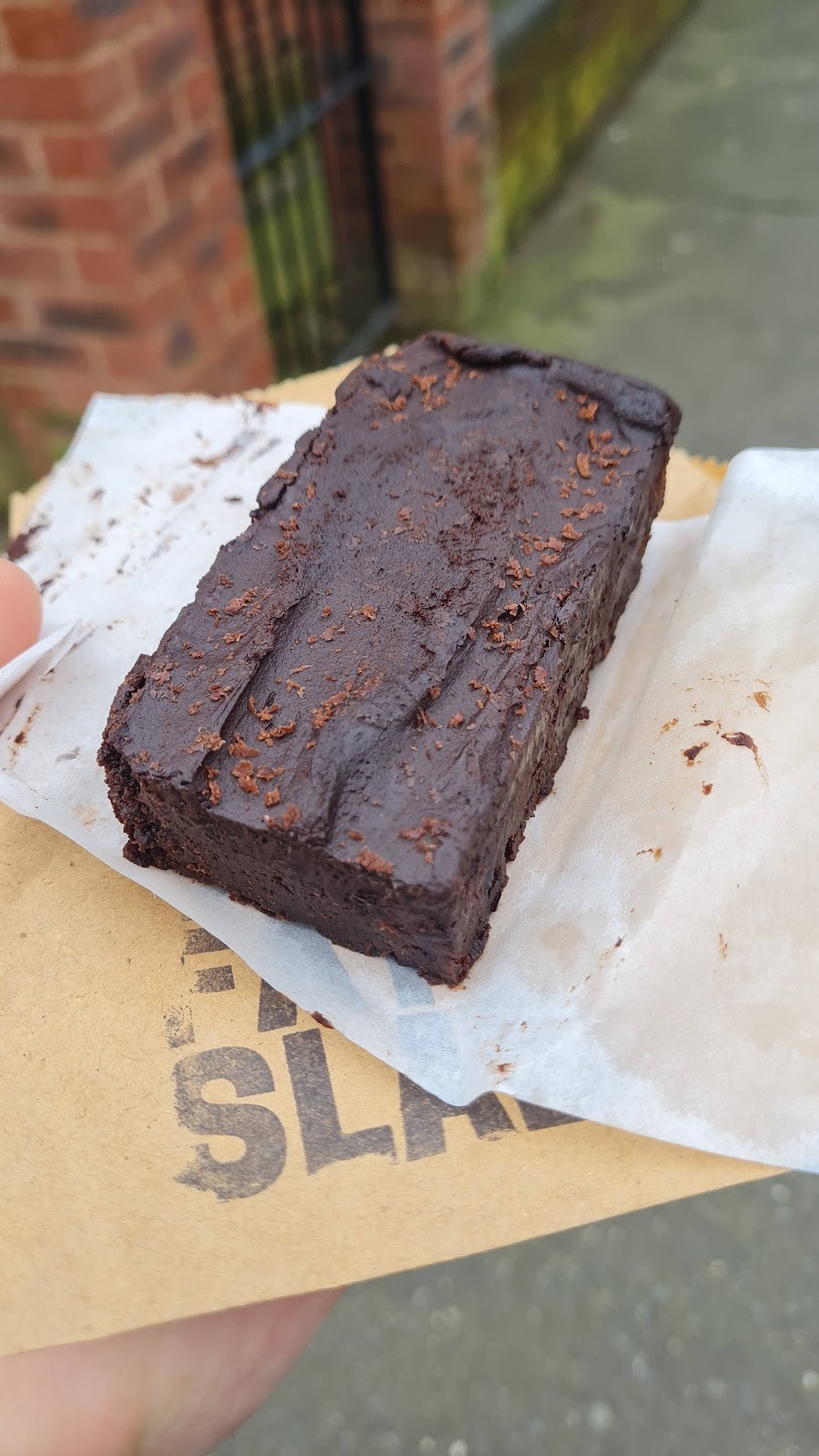 The Brutally Honest Bakery: food & drinks