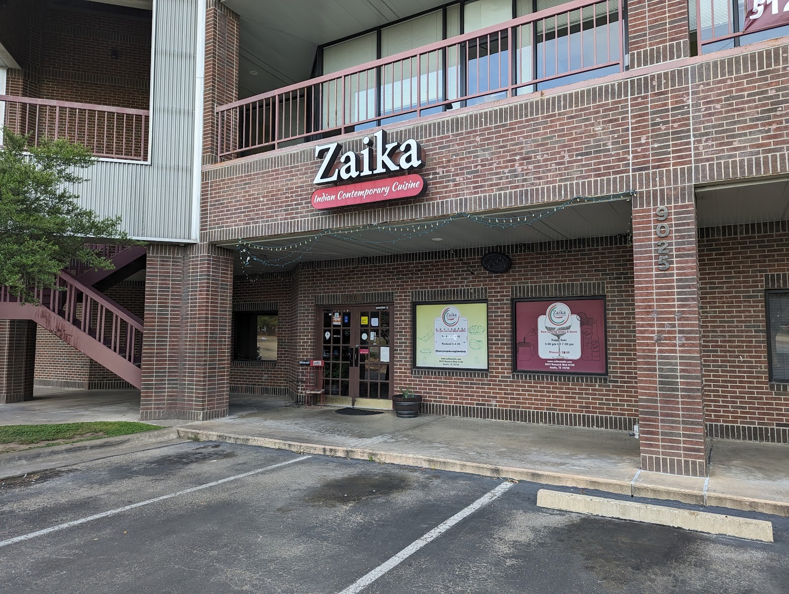 Zaika Indian Cuisine: the place
