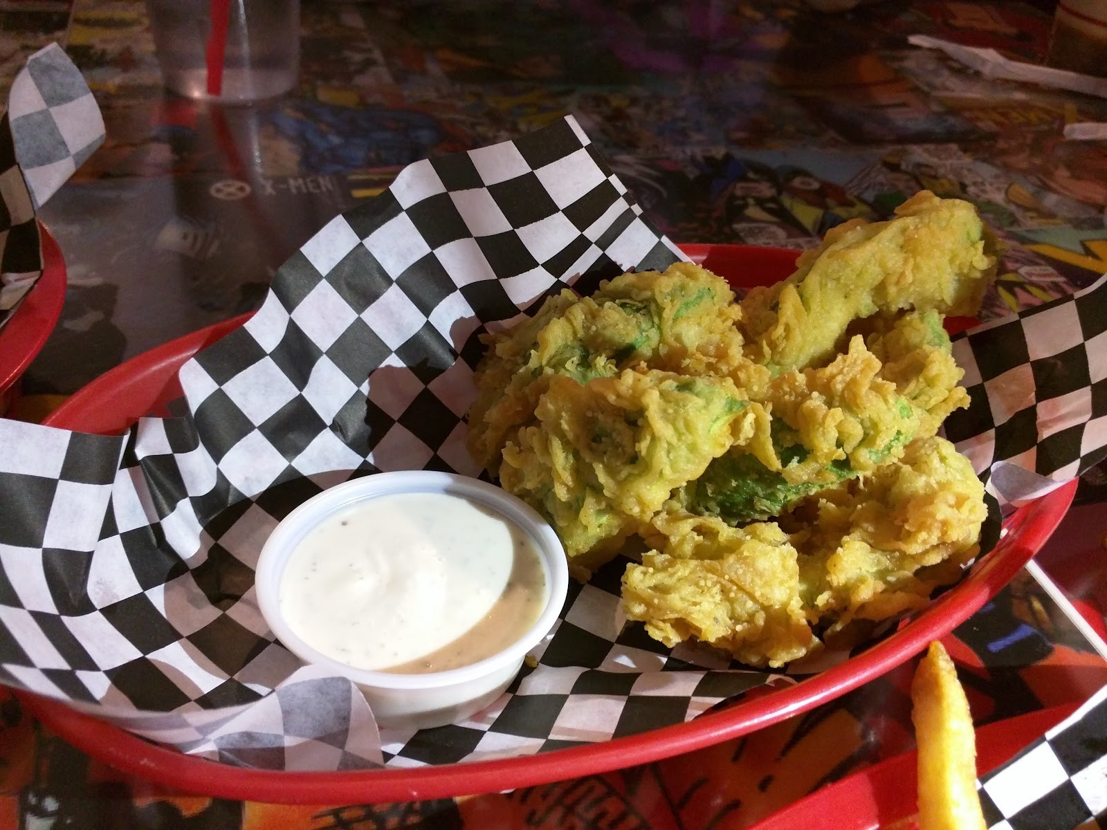 Doomie's Home Cookin': food & drinks
