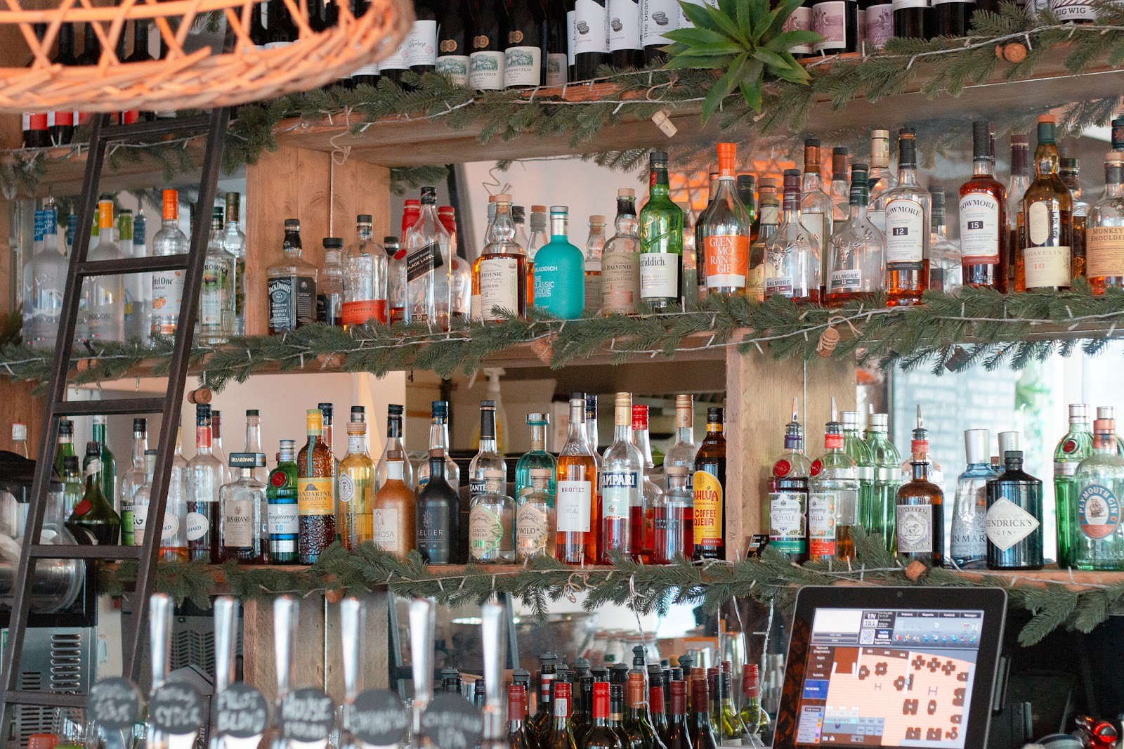 Herringbone Abbeyhill: the place