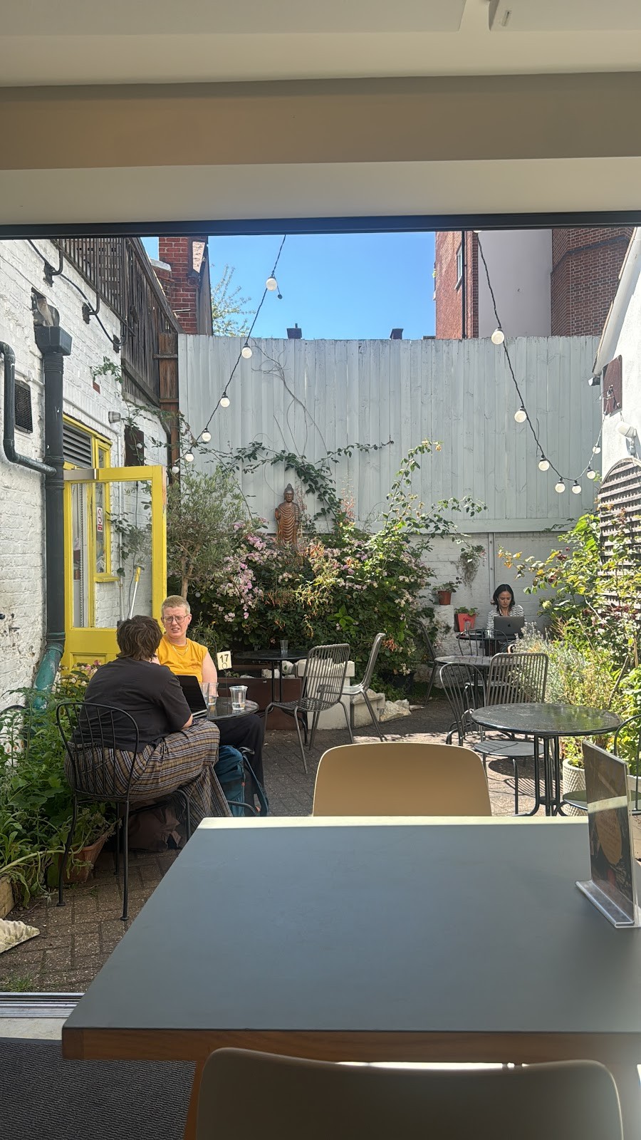 Mandala Café Bethnal Green: the place