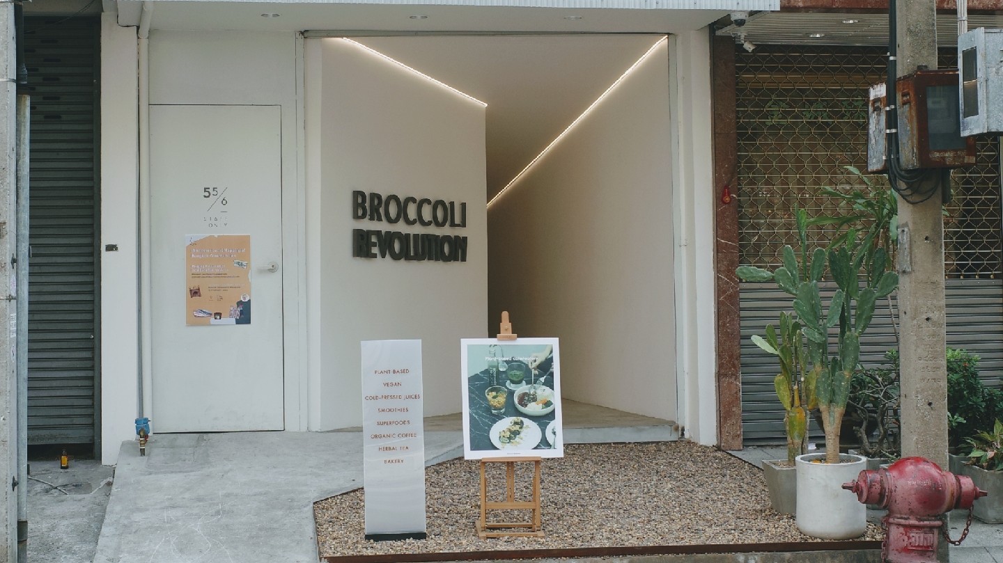 Broccoli Revolution Charoen Krung: the place