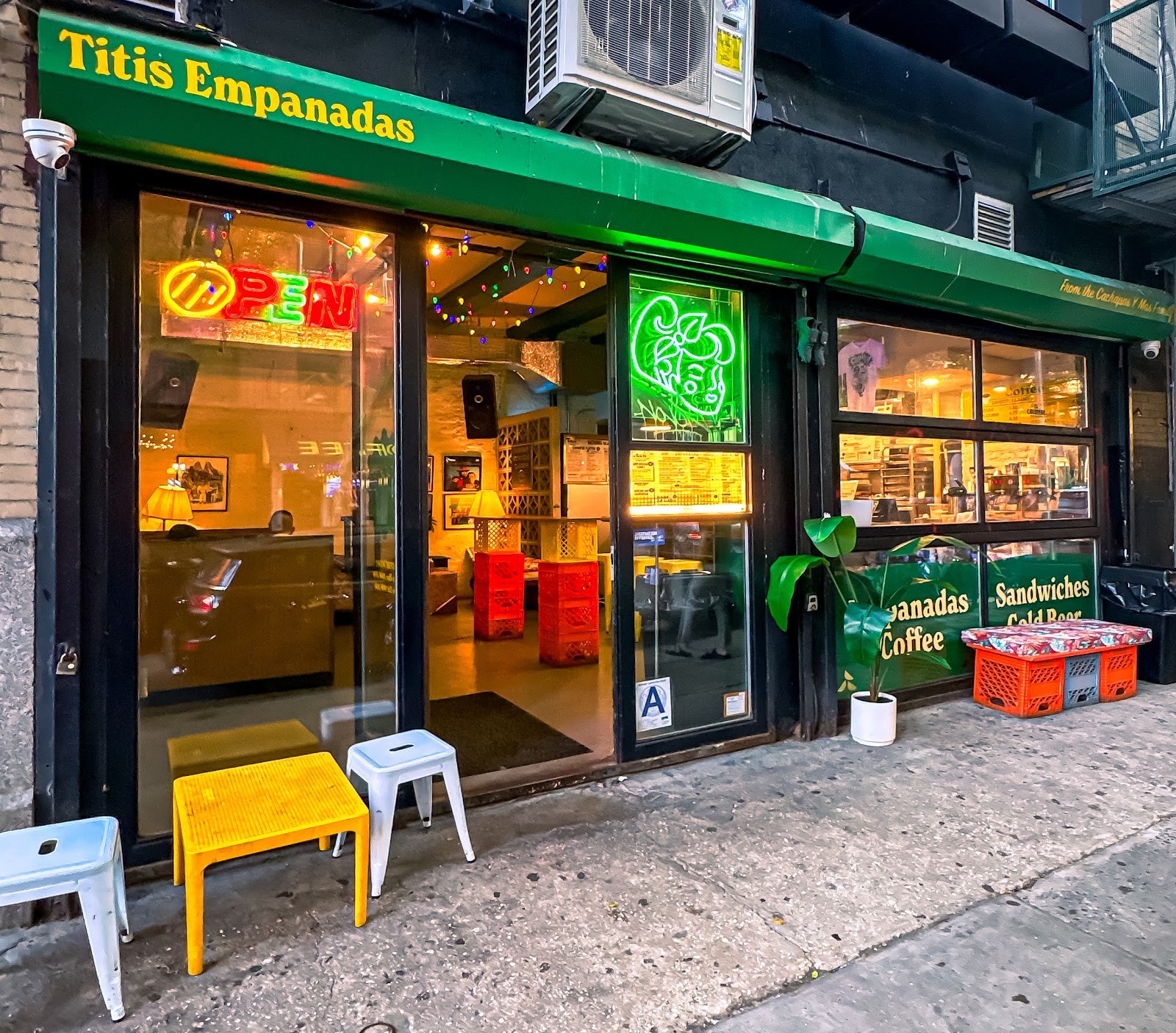 Titi's Empanadas: the place