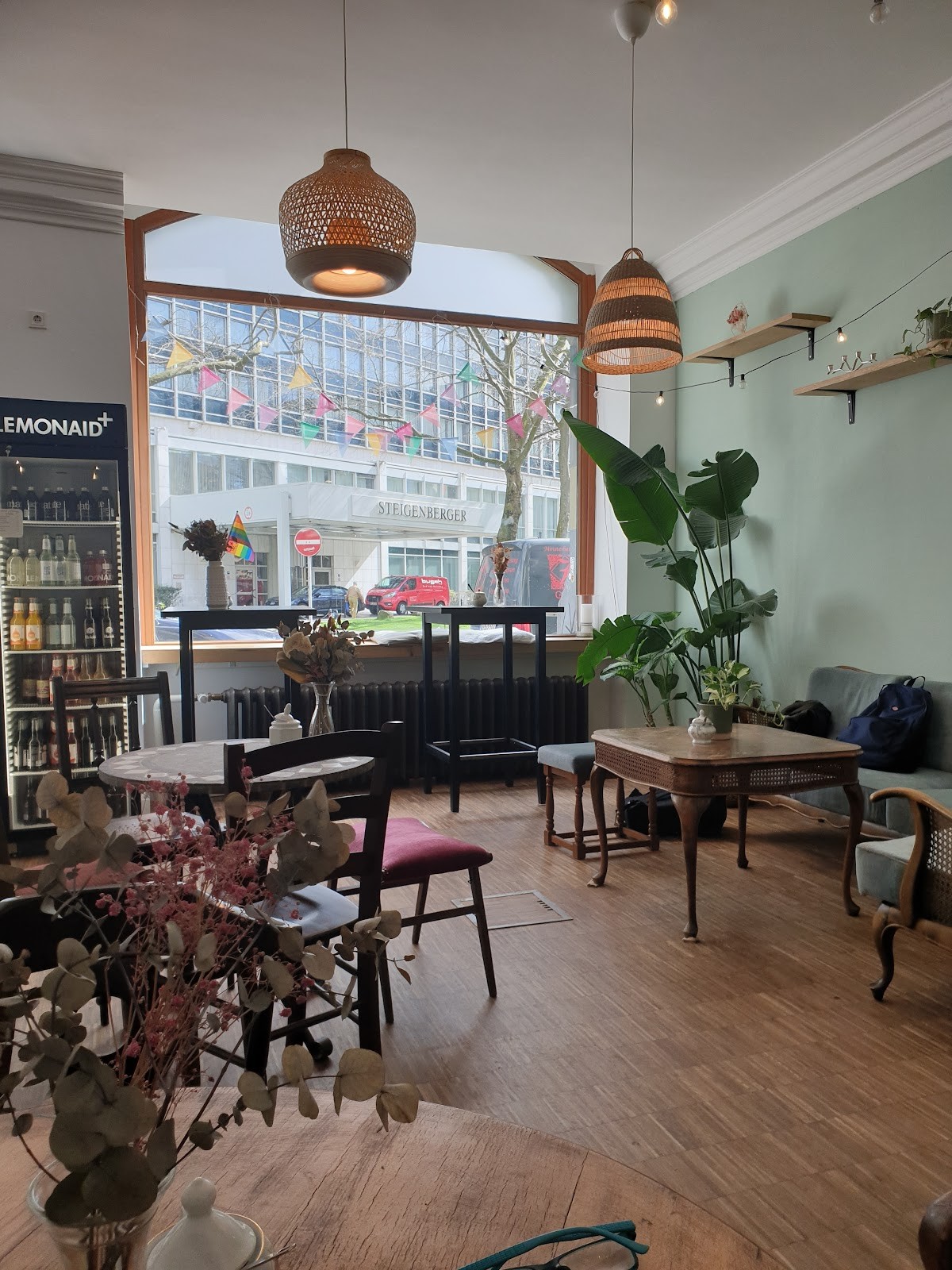 Hempies - veganes Bistro: the place
