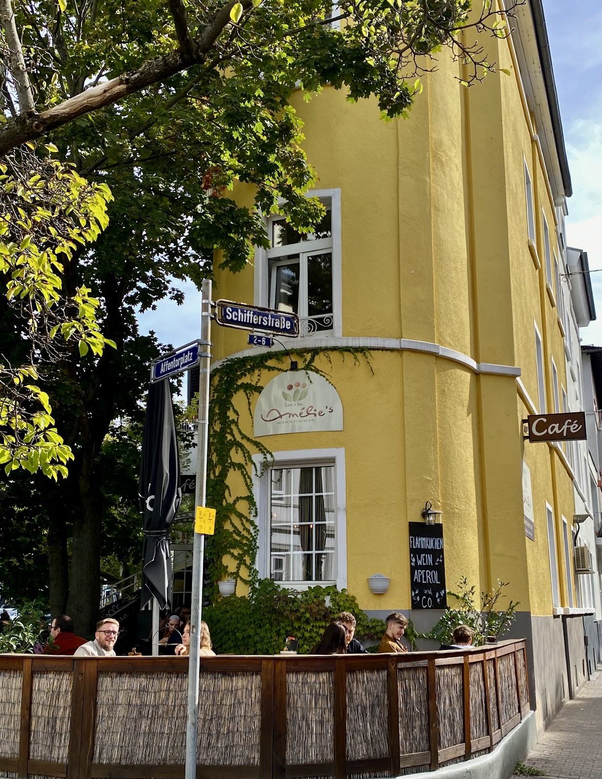 Amélie's Wohnzimmer - Frankfurt am Main: the place