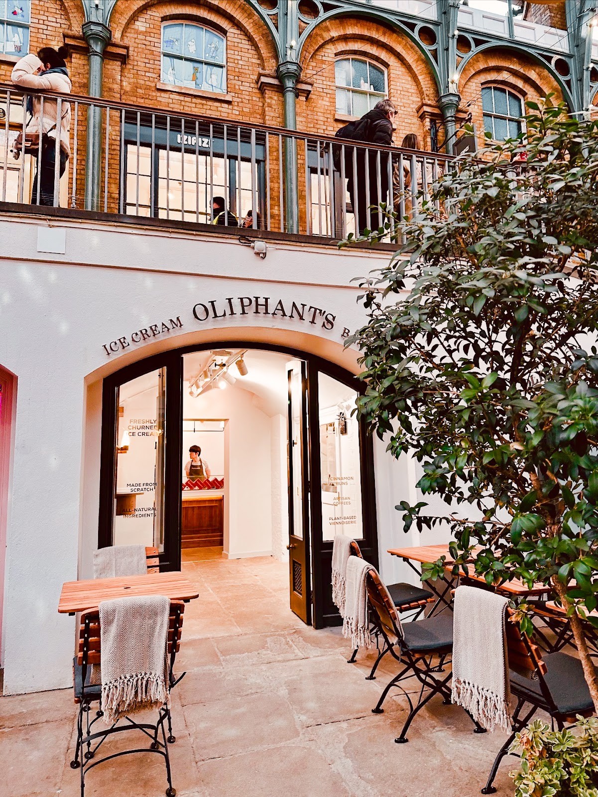Oliphant’s Ice Cream & Bakery: the place