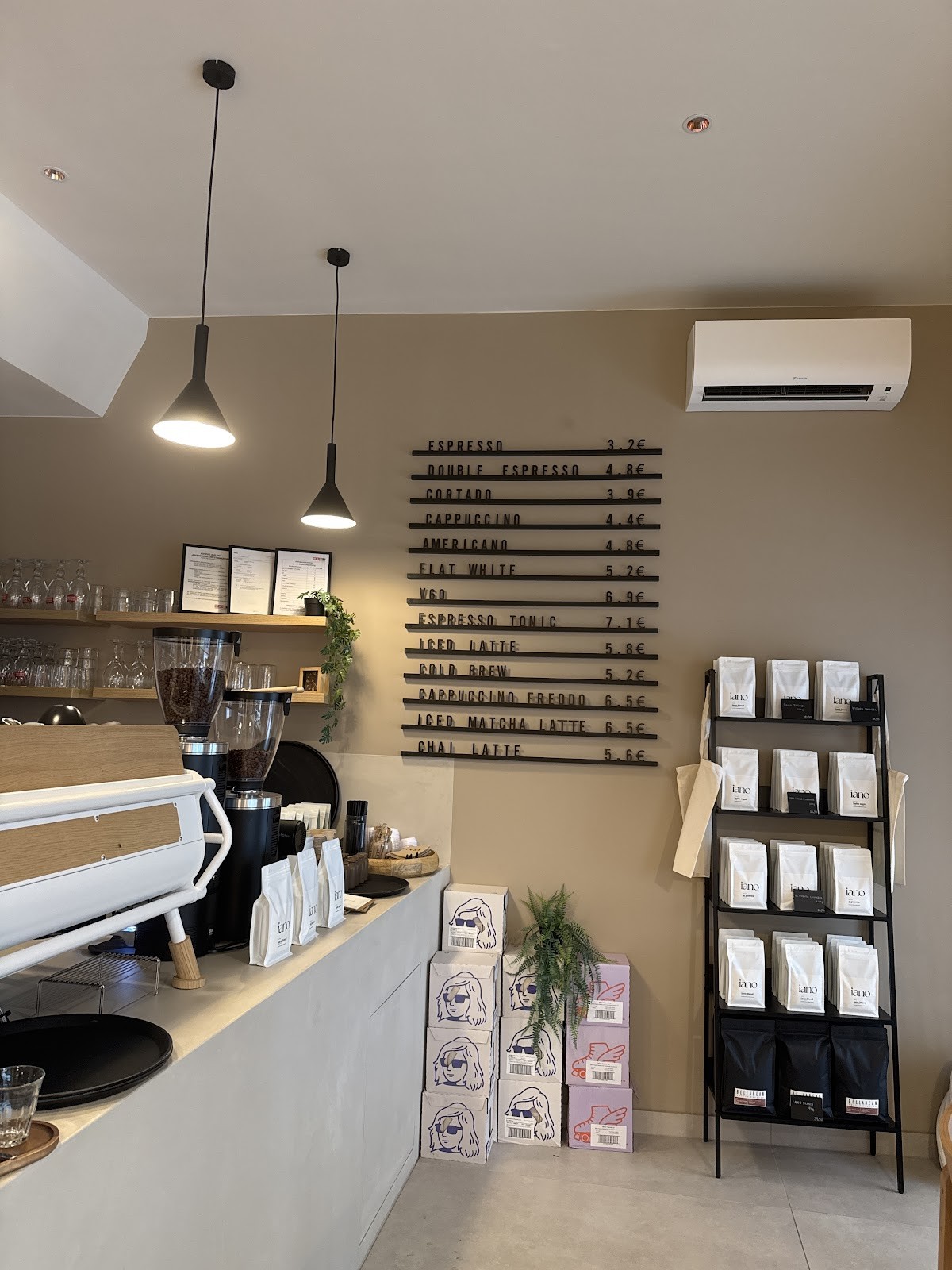 iano coffee: the place