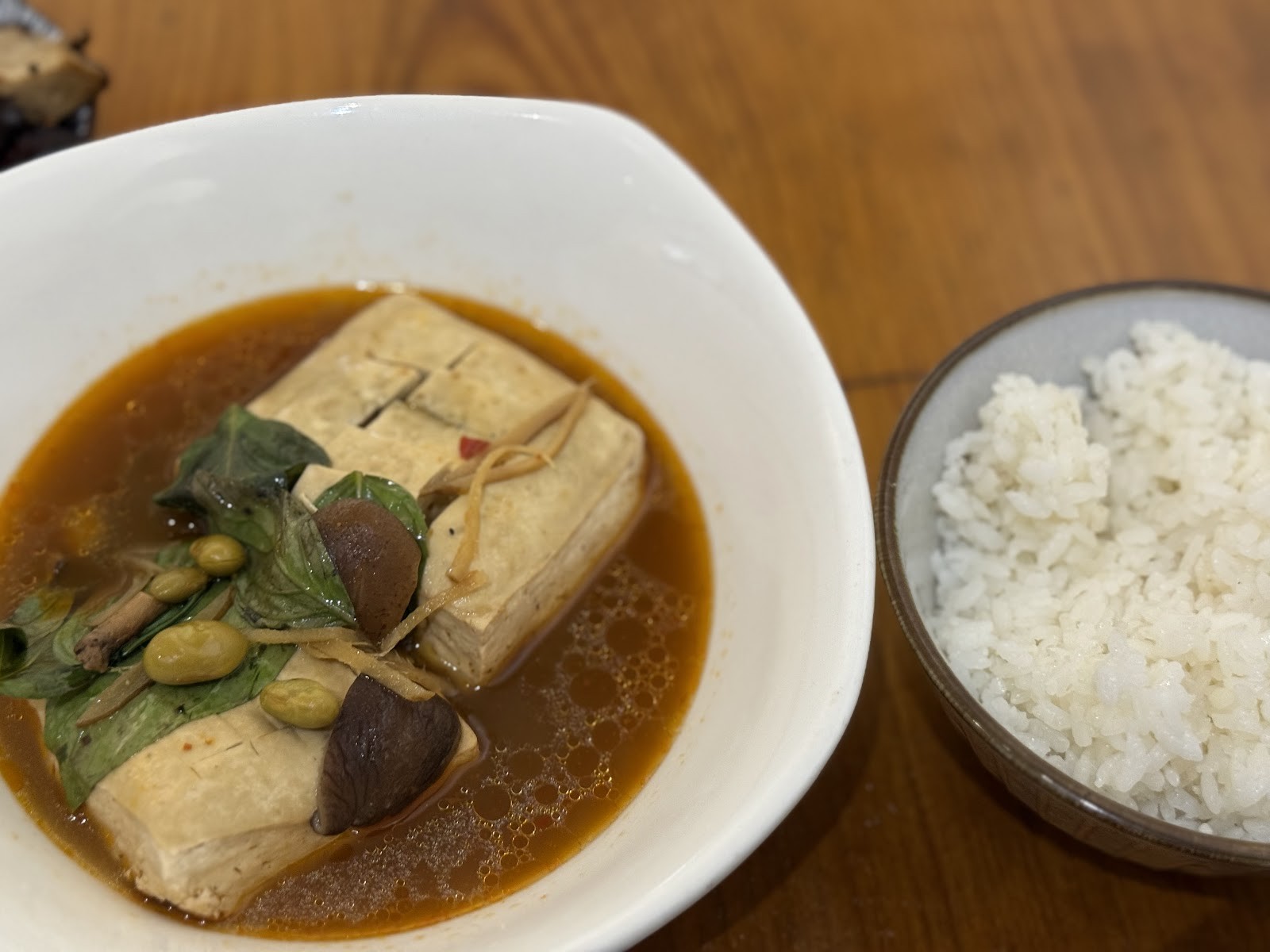 Chou Lao Ban Steamed Stinky Tofu 2nd Branch: food & drinks