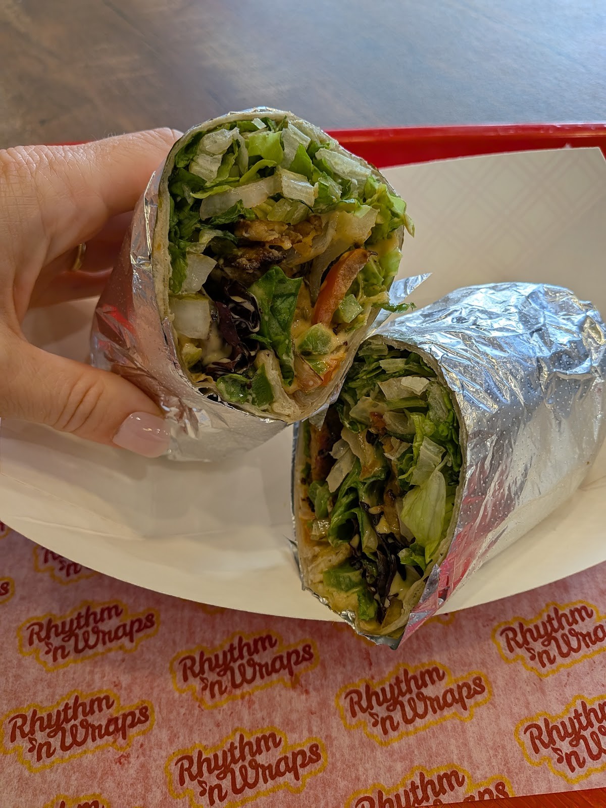 Rhythm 'n Wraps: food & drinks