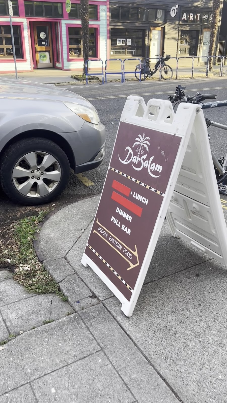 DarSalam Restaurant & Catering (Alberta): the place